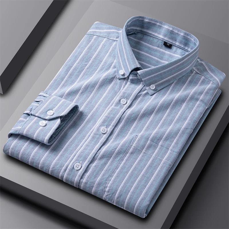 Men’s Oxford shirt with a tailored fit, button closure, and structured weave design, ideal for office wear, business-casual settings, weekends, and layered outfits.