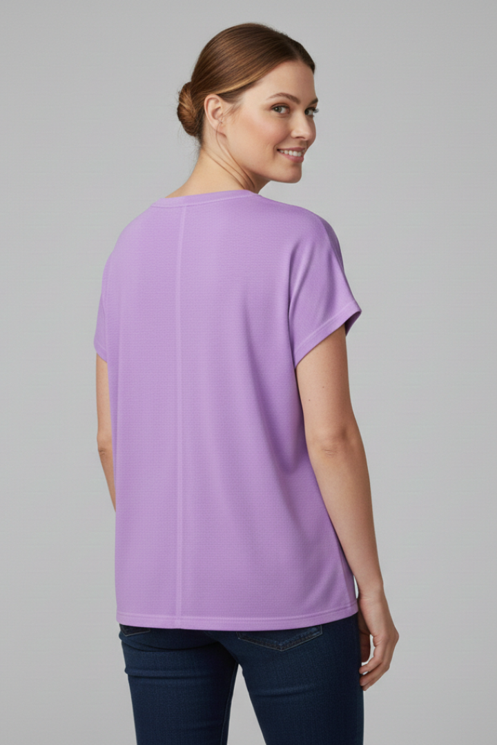 Women’s loose-fit T-shirt with V-neckline and side slit hem detail, designed for everyday wear and casual styling.