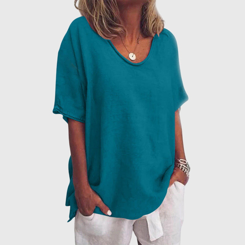 Women’s loose top with a relaxed fit and flowy silhouette, ideal for everyday wear, casual outings, and smart-casual styling.