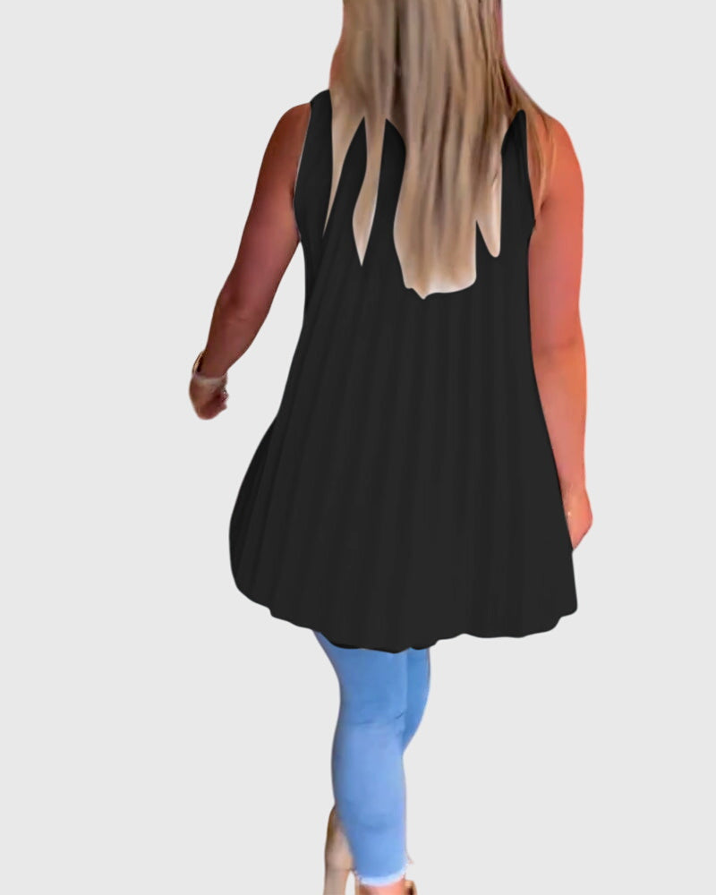 Women’s sleeveless top with ruffle details and a lapel collar, ideal for everyday wear, office outfits, and smart-casual occasions.