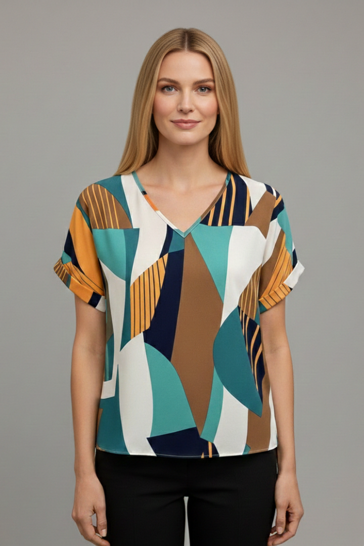 Women’s short sleeve T-shirt with V-neckline and all-over geometric pattern, suitable for casual wear and everyday styling.