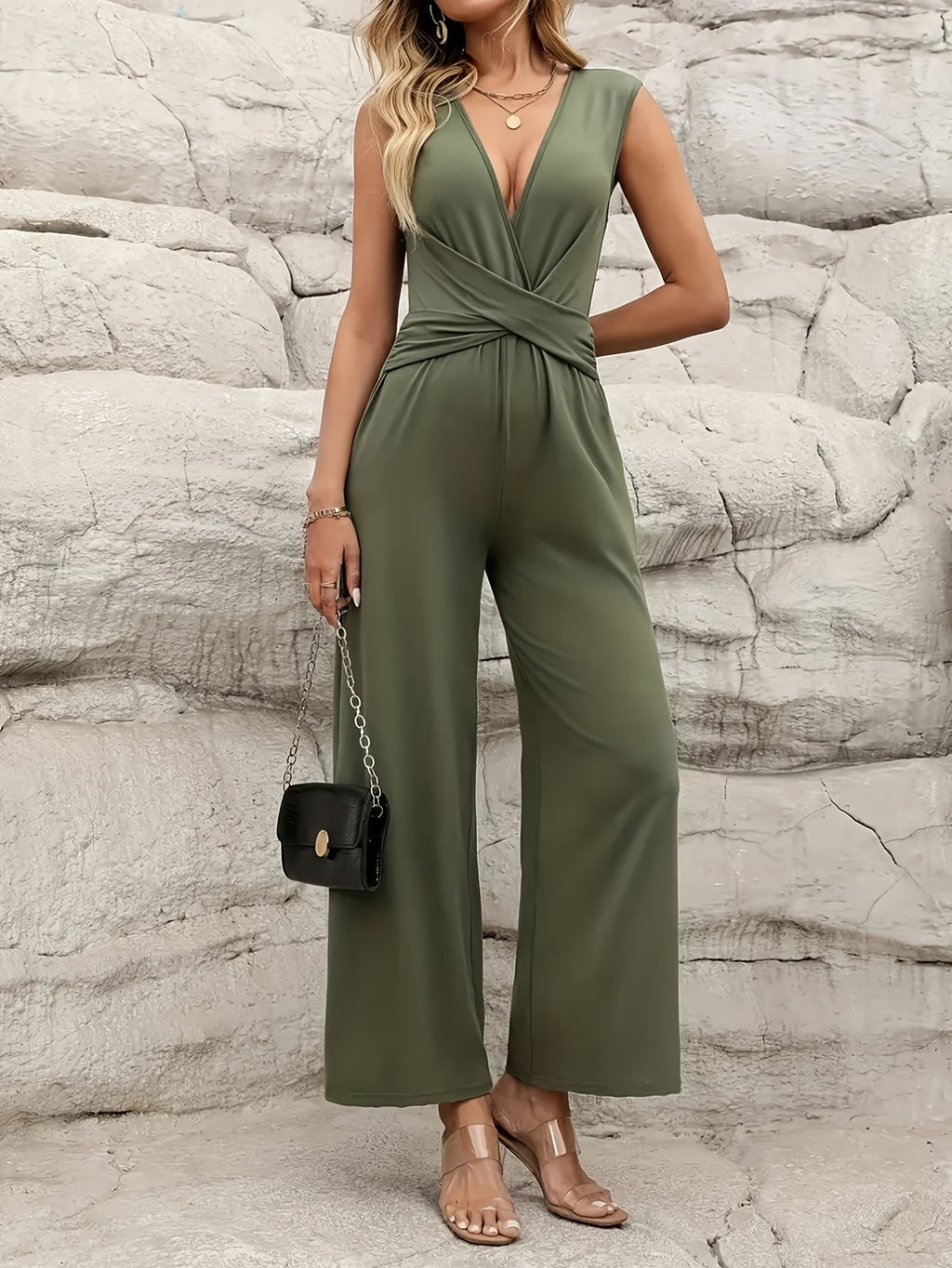 Elegant Green V-Neck Jumpsuit