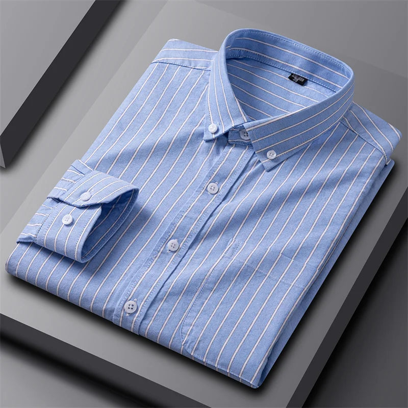 Men’s Oxford shirt with a tailored fit, button closure, and structured weave design, ideal for office wear, business-casual settings, weekends, and layered outfits.