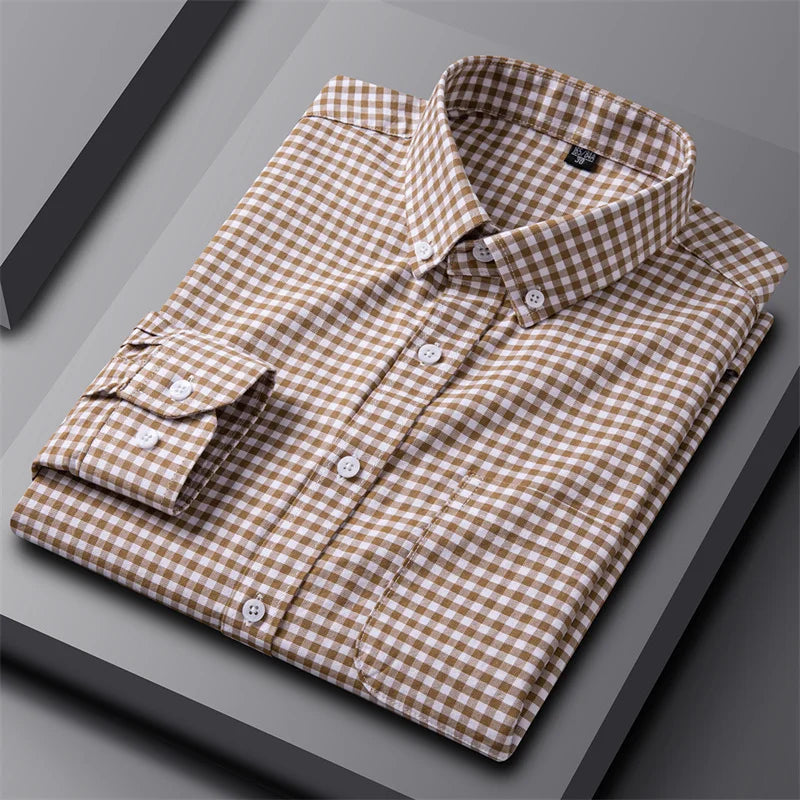 Men’s Oxford shirt with a tailored fit, button closure, and structured weave design, ideal for office wear, business-casual settings, weekends, and layered outfits.