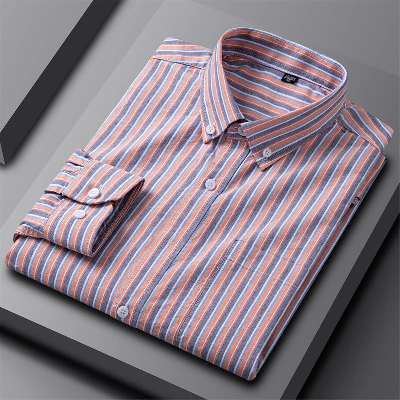 Men’s Oxford shirt with a tailored fit, button closure, and structured weave design, ideal for office wear, business-casual settings, weekends, and layered outfits.
