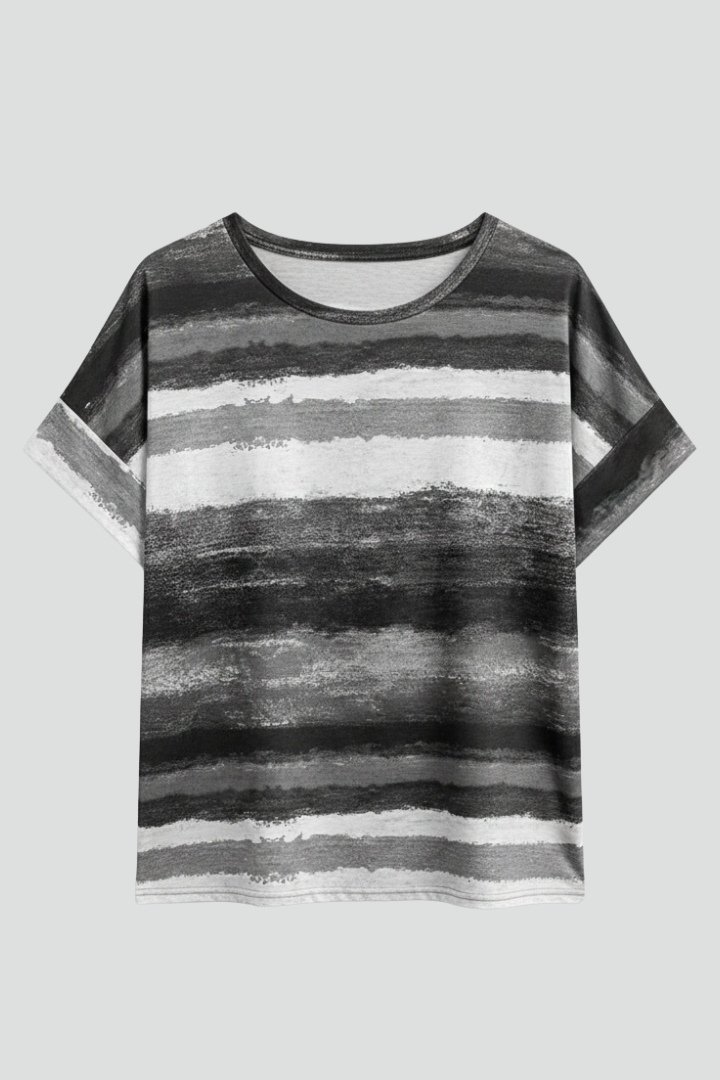 Women’s striped T-shirt with round neckline, short sleeves, loose fit, and printed surface, suitable for everyday wear and casual outfits.