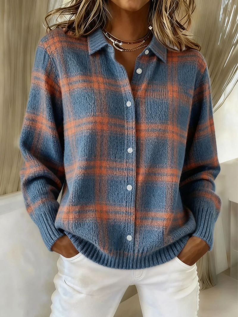 Women’s check blouse with button-front closure, collared neckline, and comfortable fit, suitable for everyday wear and casual styling.