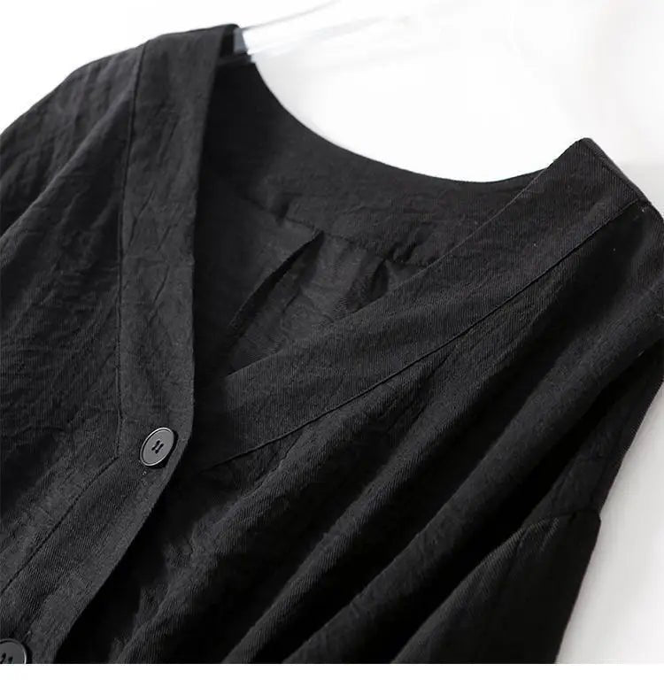 Women’s v-neck blouse with batwing sleeves and a loose fit, suitable for summer outfits, casual wear, and relaxed everyday styling.